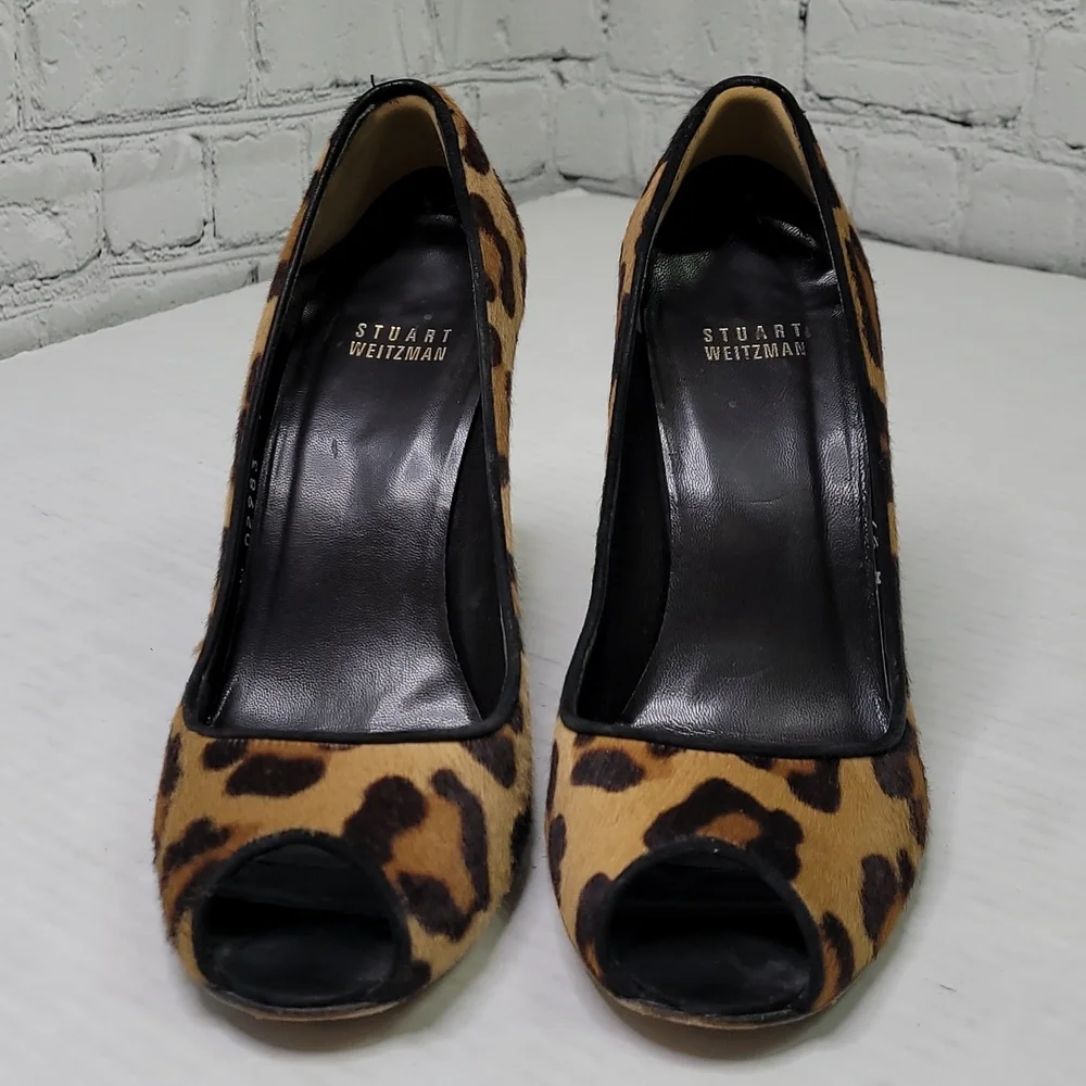 Stuart weitzman leopard fur peep toe wedge pump